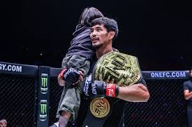 加时赛采用“突破僵局制”，二垒有人开始进攻引发讨论